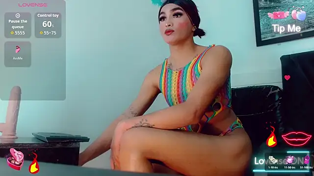 Snapshot of Natasha_clifford chatting on 22, 11, 2025 Natasha clifford online show from 22, 11, 2025