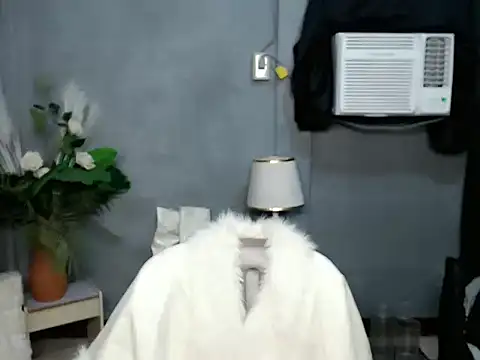 scarlet enchantress online show from 18, 9, 2025