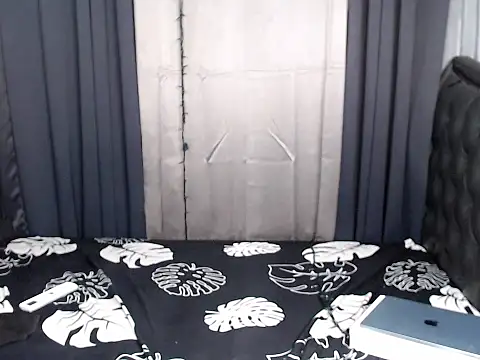 scarlet enchantress online show from 27, 9, 2025