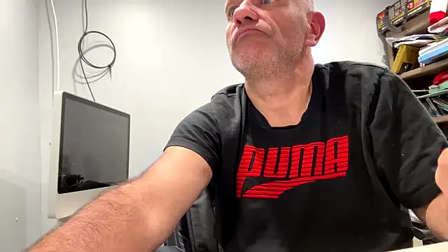 Snapshot of frankyjones8989 chatting on 18, 10, 2025 frankyjones8989 online show from 18, 10, 2025