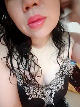 Snapshot of Julyy08 chatting on 20, 4, 2026 Julyy08 online show from 20, 4, 2026