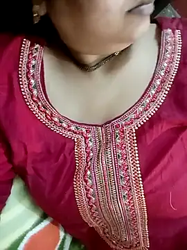 Snapshot of angry_couplez chatting on 9, 2, 2026 angry couplez online show from 9, 2, 2026