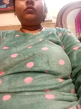 Snapshot of angry_couplez chatting on 13, 2, 2026 angry couplez online show from 13, 2, 2026