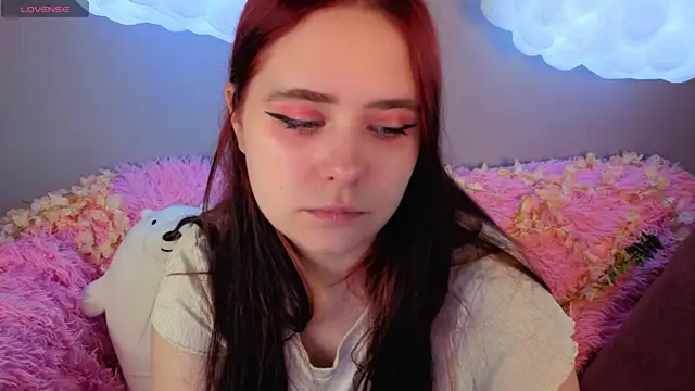 Alis Platt online show from 5, 5, 2026