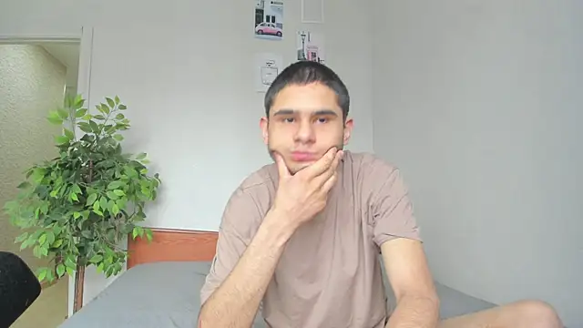 Kelly Gerzikaa online show from 14, 5, 2026