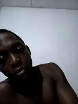 Snapshot of Biguyzi chatting on 7, 4, 2026 Biguyzi online show from 7, 4, 2026