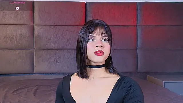 Slenna Moon online show from 3, 5, 2026