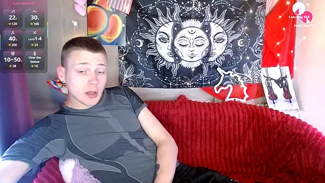 Xavier Night81 online show from 20, 10, 2025