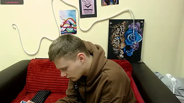 Xavier Night81 online show from 22, 12, 2025