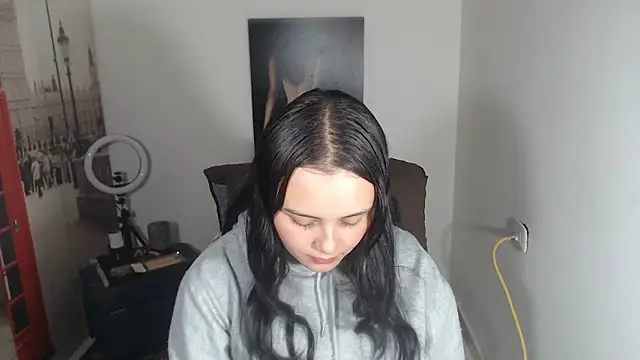 crazy daniela online show from 1, 10, 2025