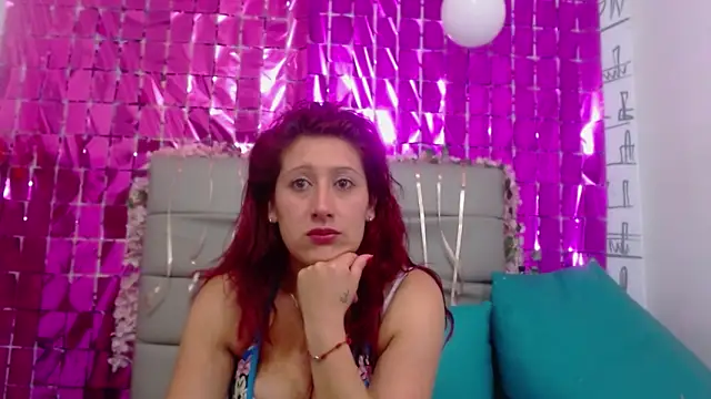 Chloe Wiild online show from 26, 9, 2025