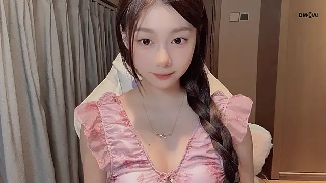 Makinghappymyself  online show from 18, 12, 2025