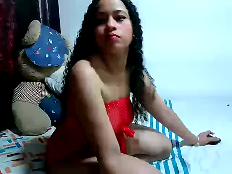 Snapshot of mami_rica_a chatting on 16, 9, 2025 mami rica a online show from 16, 9, 2025