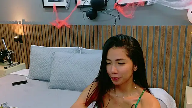 Snapshot of luna_roja25 chatting on 31, 10, 2025 luna roja25 online show from 31, 10, 2025