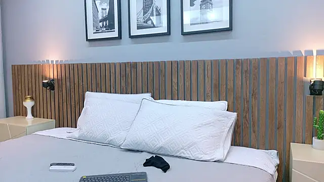 Snapshot of luna_roja25 chatting on 26, 11, 2025 luna roja25 online show from 26, 11, 2025