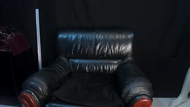 Scarlett 14  online show from 27, 3, 2026