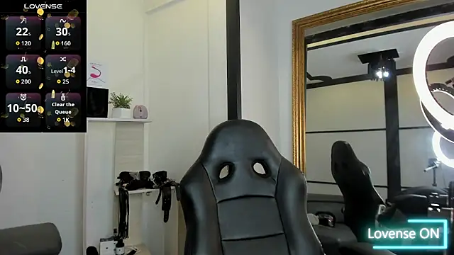 LiamDeep online show from 10, 11, 2025