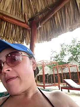 sophie lopez1 online show from 25, 3, 2026