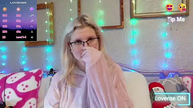 Snapshot of samanthamalichite chatting on 16, 1, 2026 samanthamalichite online show from 16, 1, 2026