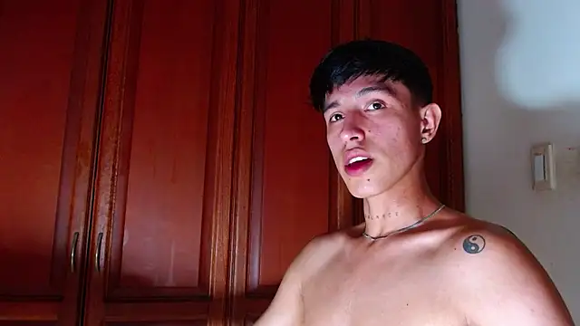 rowanbigboy23 online show from 10, 9, 2025