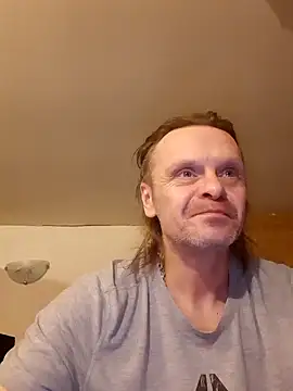 Snapshot of Kuba_Gd chatting on 2, 2, 2025 Kuba Gd online show from 2, 2, 2025