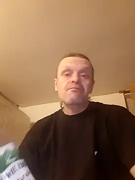 Snapshot of Kuba_Gd chatting on 5, 2, 2025 Kuba Gd online show from 5, 2, 2025