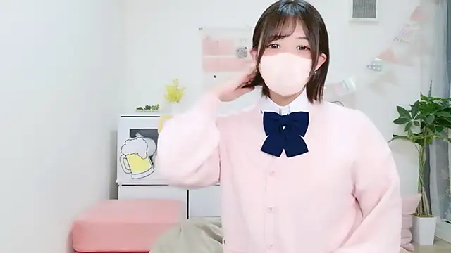 Hinata Sun online show from 23, 9, 2025