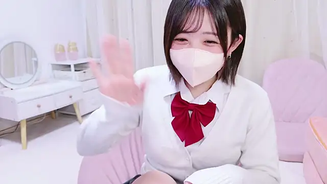 Hinata Sun online show from 24, 9, 2025