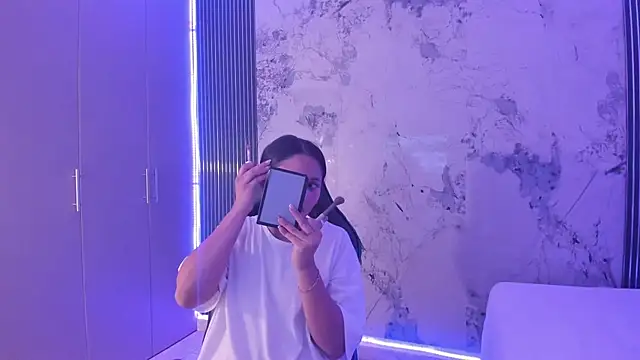 Laly Cherry  online show from 9, 9, 2025