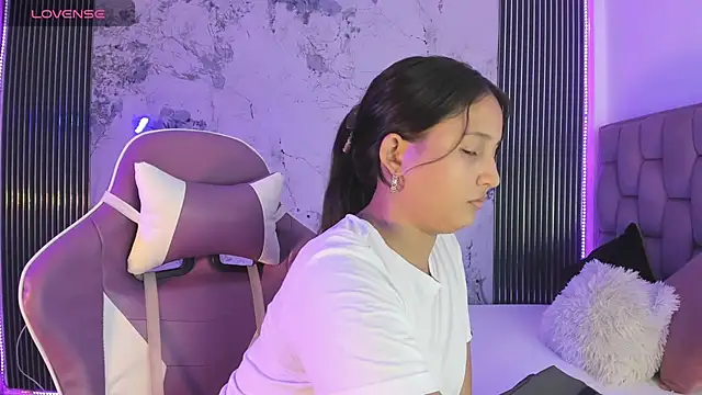 Laly Cherry  online show from 15, 10, 2025