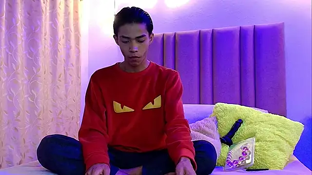 Snapshot of camilo_nom chatting on 3, 10, 2025 camilo nom online show from 3, 10, 2025