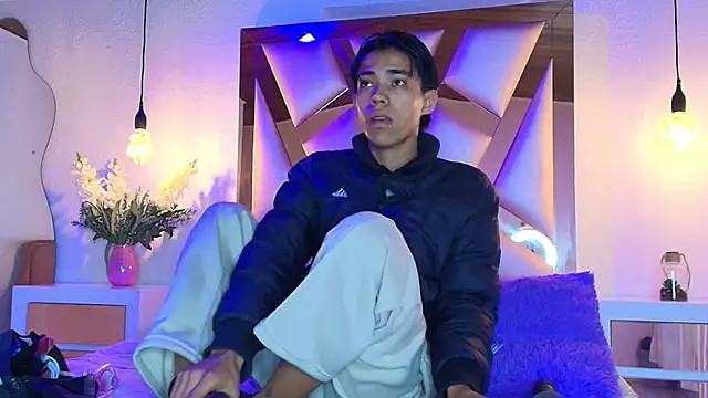 Snapshot of camilo_nom chatting on 5, 10, 2025 camilo nom online show from 5, 10, 2025