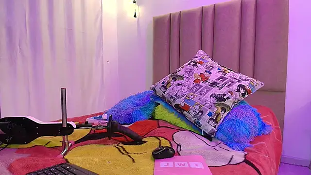 Snapshot of camilo_nom chatting on 14, 10, 2025 camilo nom online show from 14, 10, 2025