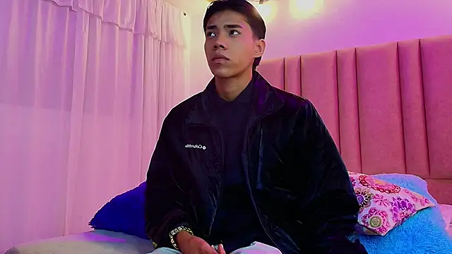 Snapshot of camilo_nom chatting on 26, 10, 2025 camilo nom online show from 26, 10, 2025