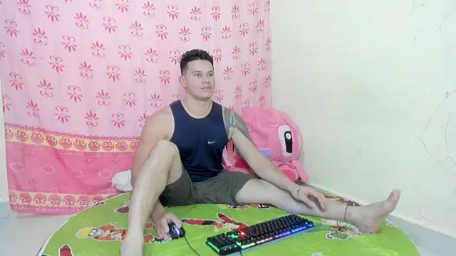 Snapshot of EclipseandFlame chatting on 10, 11, 2025 EclipseandFlame online show from 10, 11, 2025