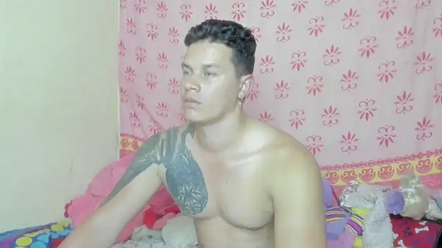 Snapshot of EclipseandFlame chatting on 21, 11, 2025 EclipseandFlame online show from 21, 11, 2025