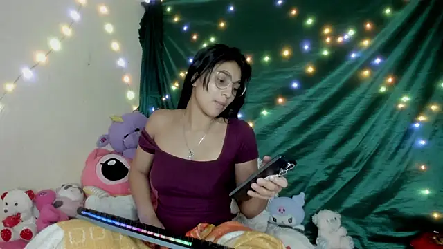 Snapshot of EclipseandFlame chatting on 21, 12, 2025 EclipseandFlame online show from 21, 12, 2025