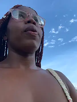 Sweet-Jade online show from 13, 9, 2025