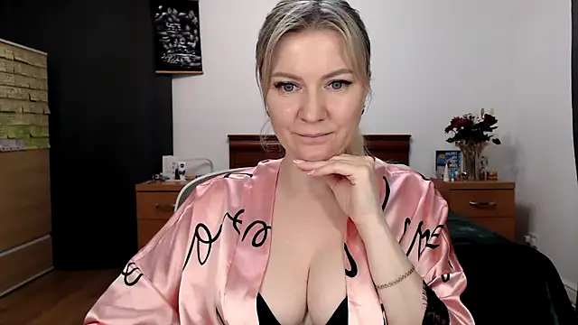 ParadiseAlina online show from 10, 3, 2026