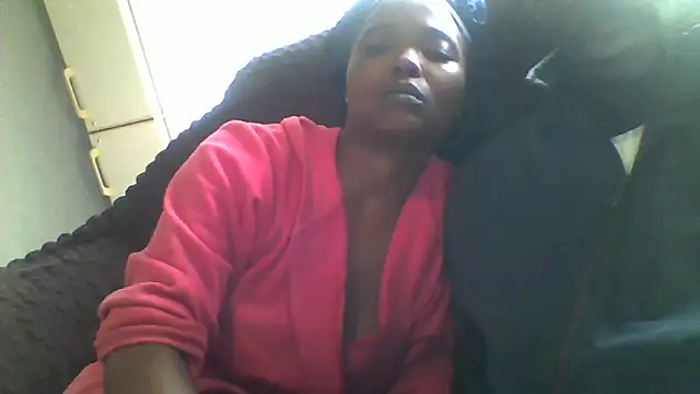 Snapshot of longdickson12345 chatting on 25, 4, 2026 longdickson12345 online show from 25, 4, 2026