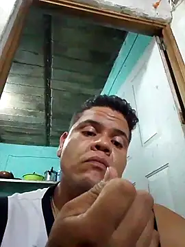 Snapshot of Maniakone chatting on 10, 9, 2025 Maniakone online show from 10, 9, 2025