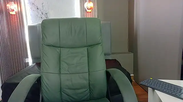 Kristall 06 online show from 9, 11, 2025