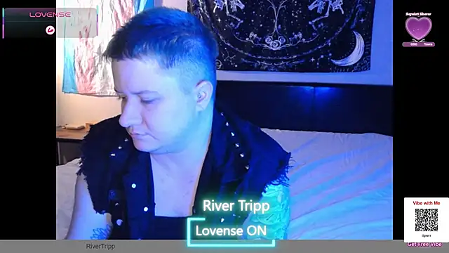 Snapshot of RiverTripp chatting on 8, 5, 2026 RiverTripp online show from 8, 5, 2026