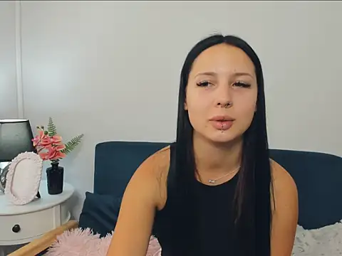 TaliaAdorable online show from 5, 10, 2025