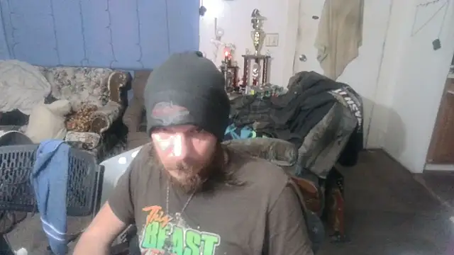 Poundtown1226 online show from 14, 9, 2025