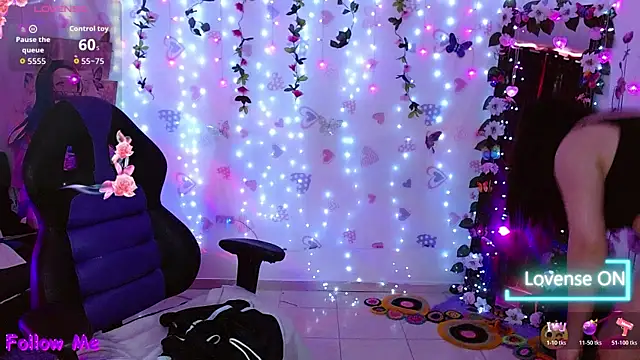 Snapshot of carol_20 chatting on 11, 4, 2026 carol 20 online show from 11, 4, 2026