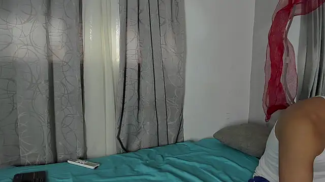 Laura and Kevin online show from 4, 12, 2025