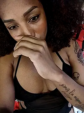 Snapshot of kdfoxxx chatting on 4, 10, 2025 kdfoxxx online show from 4, 10, 2025