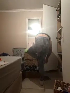 Snapshot of macmaddy8989 chatting on 13, 2, 2026 macmaddy8989 online show from 13, 2, 2026