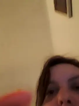 Snapshot of renata111111 chatting on 28, 10, 2025 renata111111 online show from 28, 10, 2025